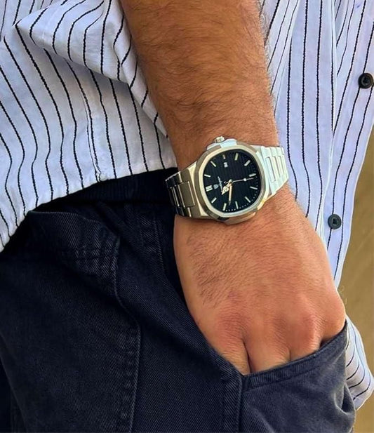Watches Analog Black and Silver Dial Men's Watch
